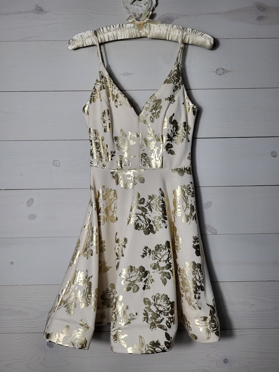 B Darlin Dresses & Skirts - B. Darlin Dress Gold Floral Foil Coquette Spring Summer Party.